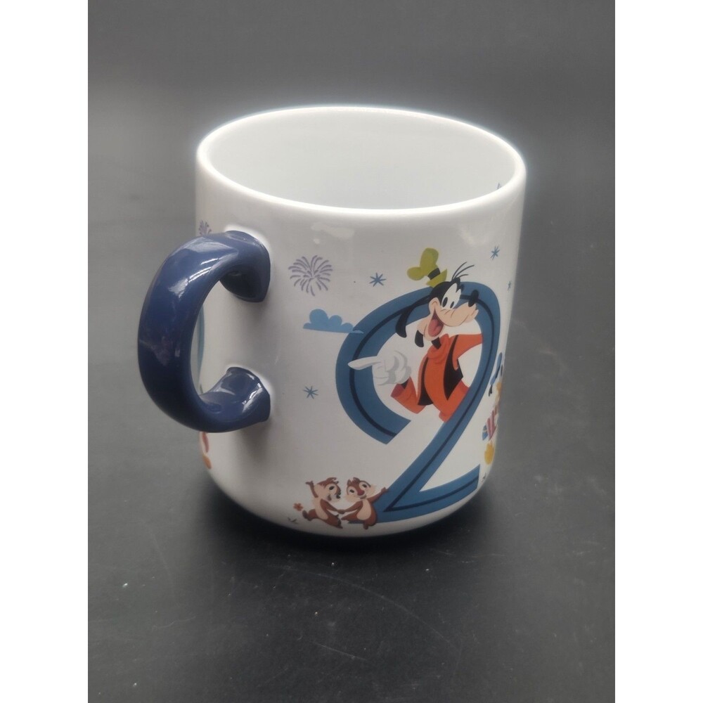 Walt Disney World Park 2019 Mickey & Friends Mug Ceramic Coffee Cup Mug
